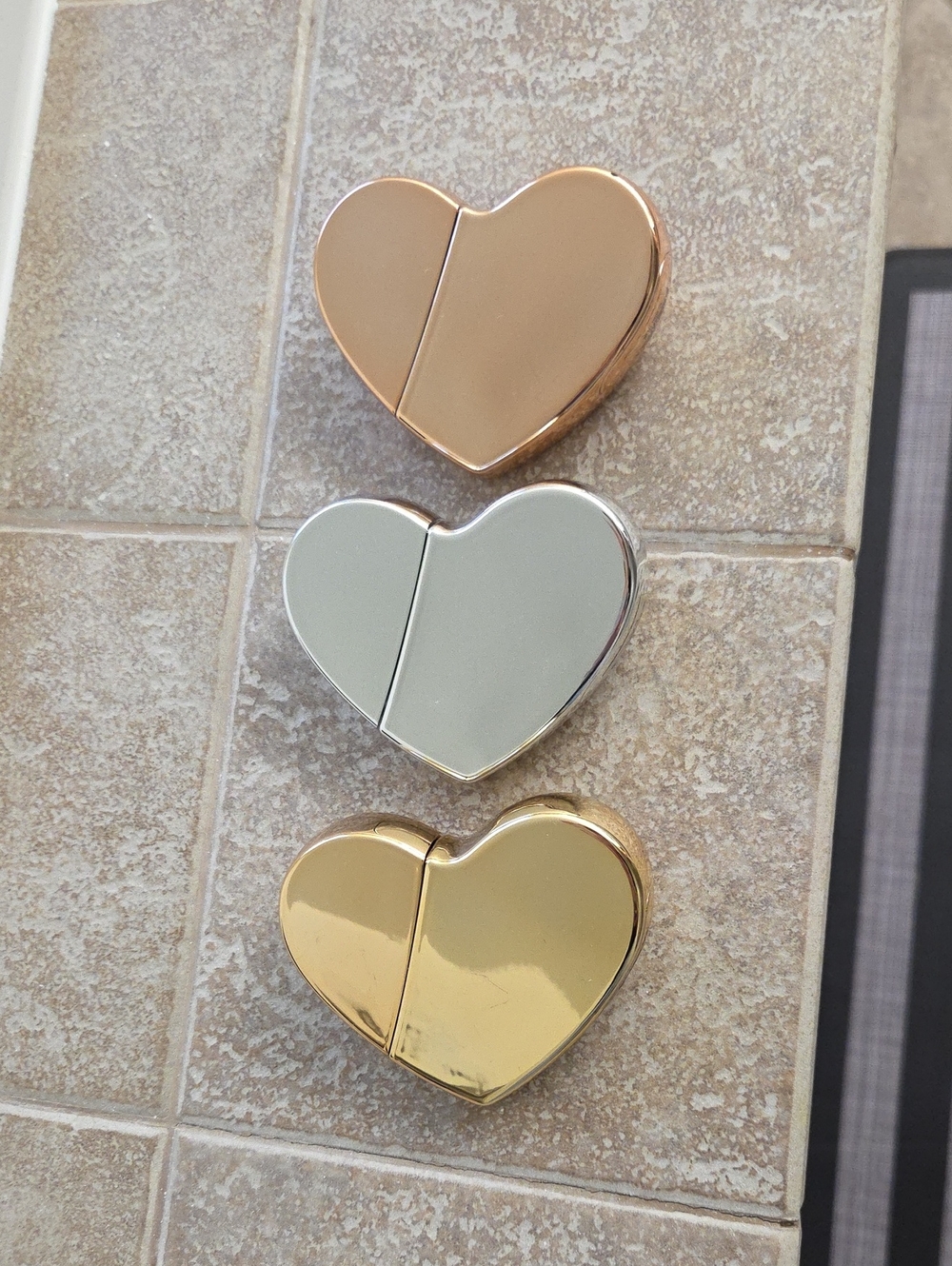 KKW Fragrance Metallic Heart Set